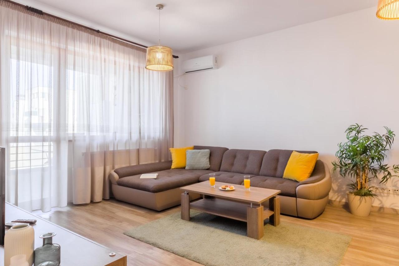 Lovely Apartment With City View Букурещ Екстериор снимка