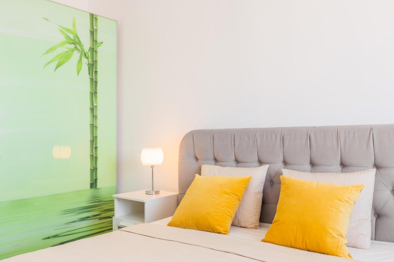 Lovely Apartment With City View Букурещ Екстериор снимка